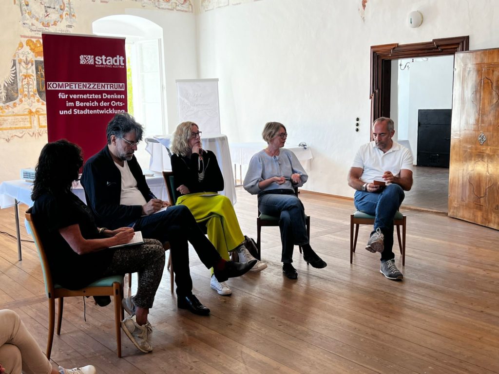 stadtmarketing-blog-die-stadt-im-wandel-der-zeit-diskussionsrunde