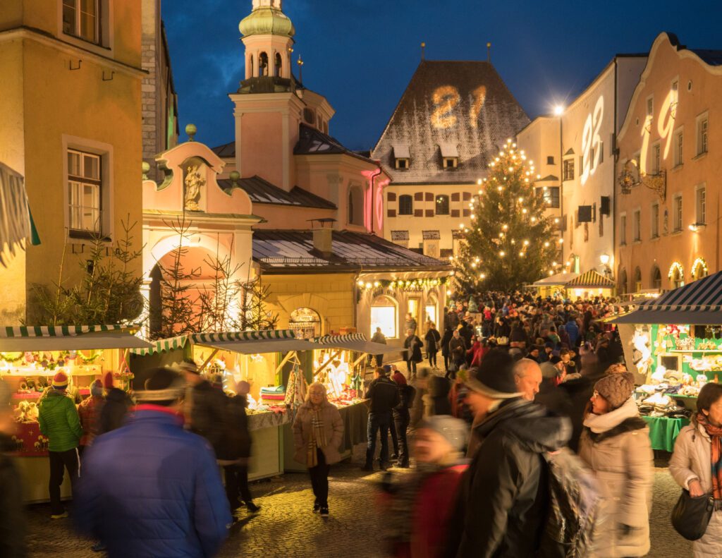 Adventmarkt-Hall-in-TirolWatzek