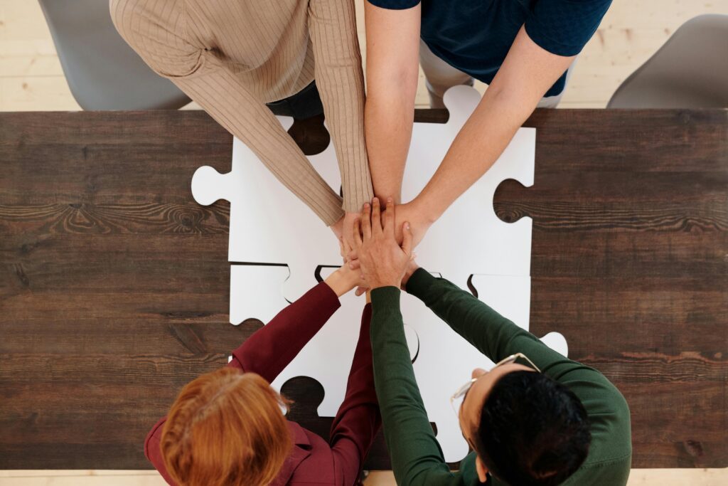 Zusammenarbeit mehrerer Akteure, Sujet für Städte- und Gemeindepartnerschaften