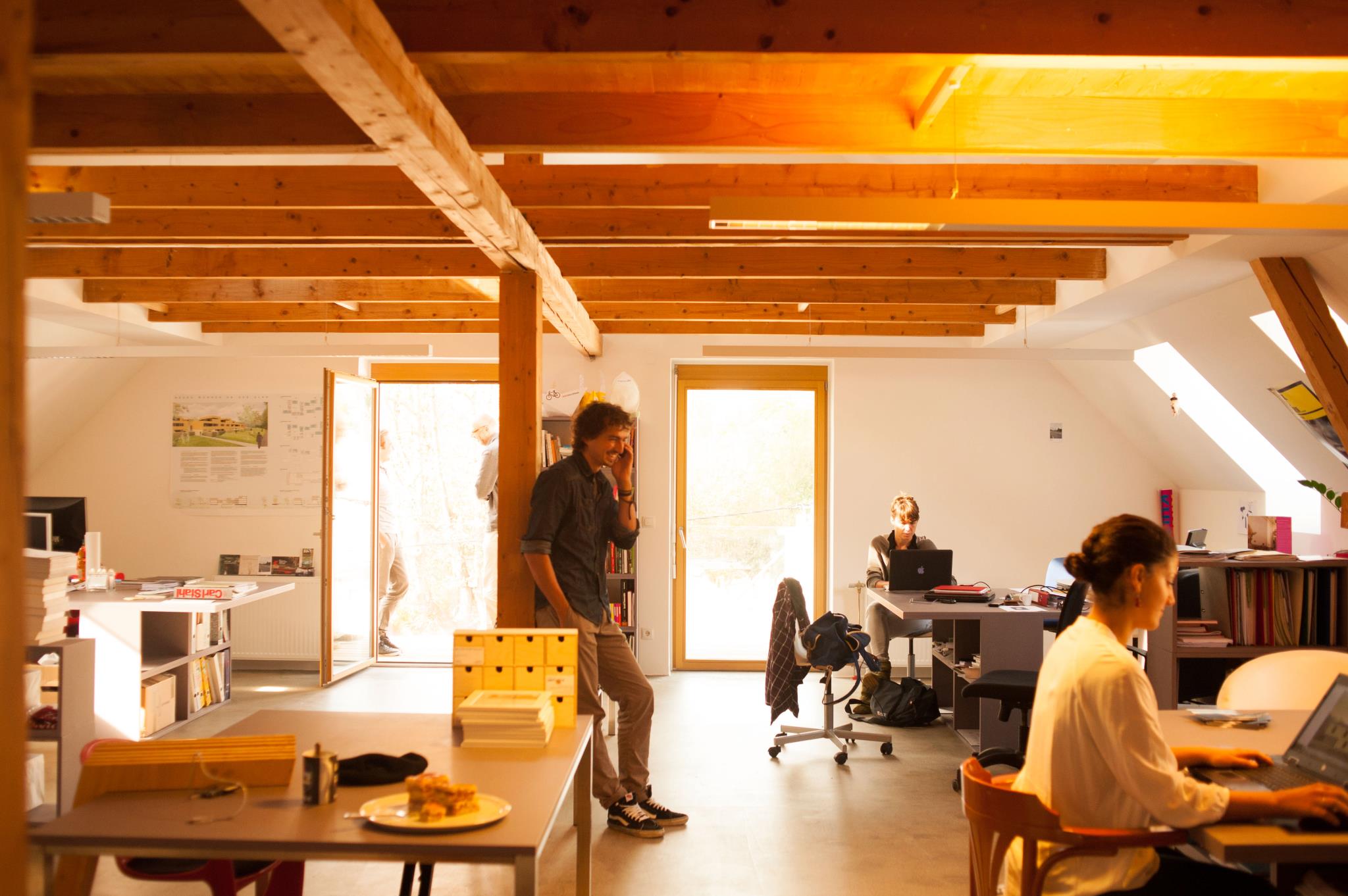 Hafen11 CoWorking Space in Klagenfurt, die Arbeitsplätze werden von der Stadt gefördert